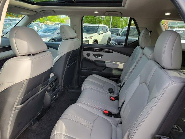 used 2024 Honda Pilot car, priced at $45,995