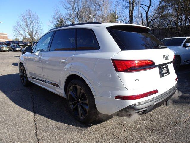 new 2025 Audi Q7 car, priced at $85,190