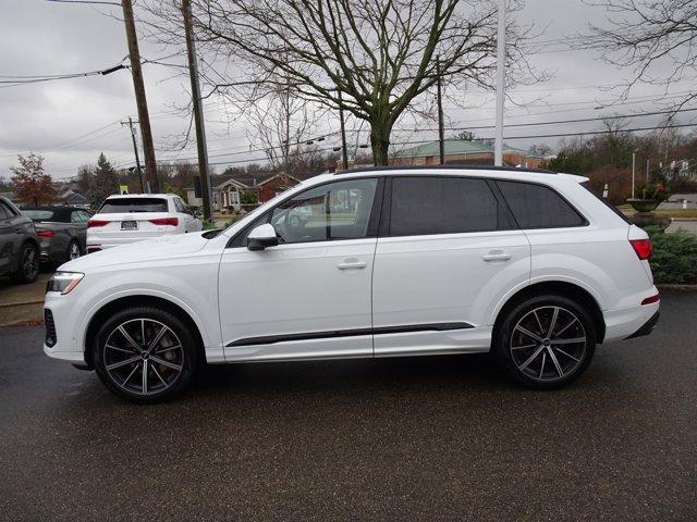 used 2025 Audi Q7 car, priced at $65,900