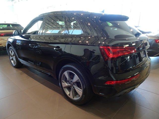 new 2024 Audi Q5 car