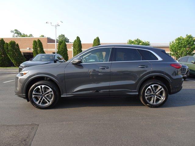 new 2025 Audi Q5 car, priced at $58,100