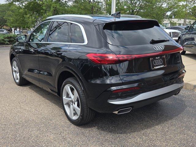 new 2025 Audi Q5 car, priced at $60,440