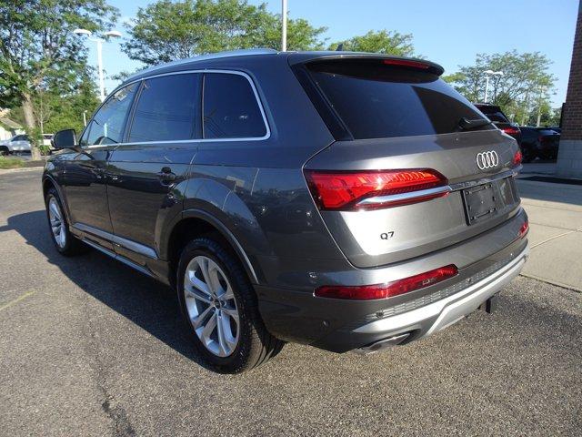 new 2025 Audi Q7 car, priced at $71,800