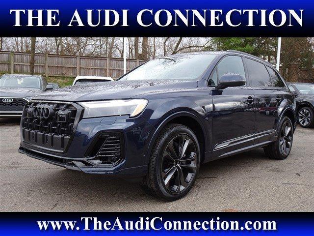 new 2025 Audi Q7 car, priced at $77,605