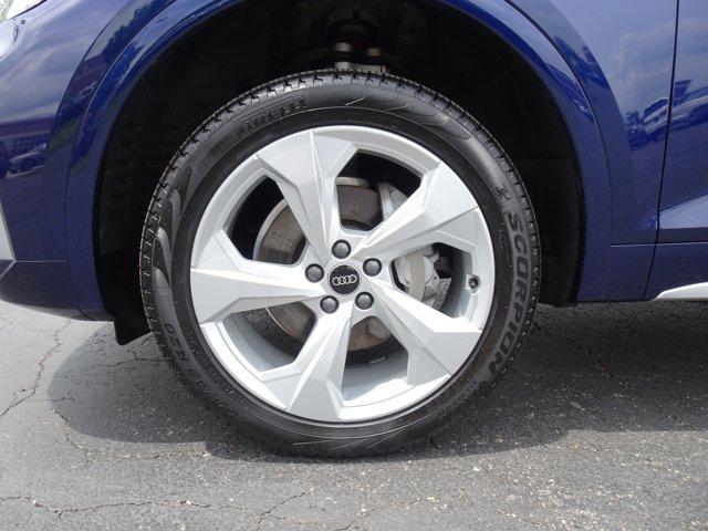 used 2025 Audi Q5 car, priced at $51,900