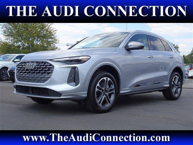 new 2025 Audi Q5 car, priced at $59,640