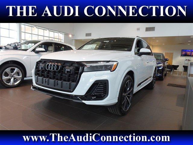 new 2025 Audi Q7 car, priced at $69,530