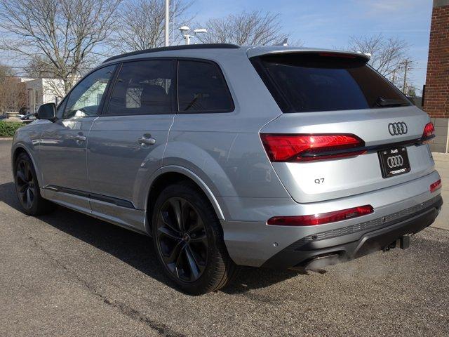 new 2025 Audi Q7 car, priced at $83,220