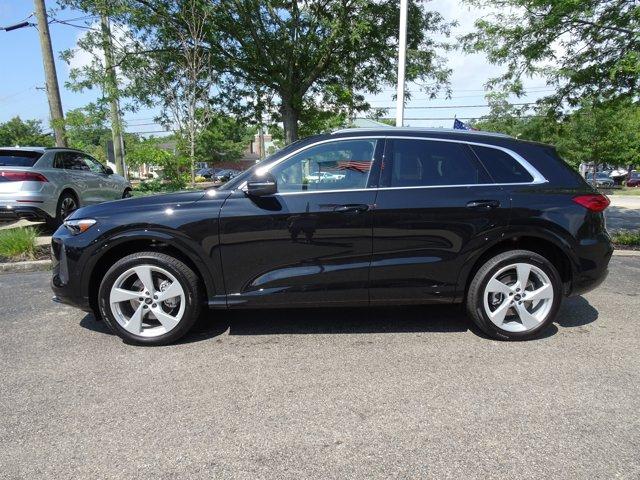 new 2025 Audi Q5 car, priced at $61,950