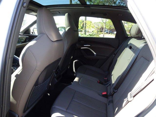 new 2025 Audi Q5 car, priced at $61,390