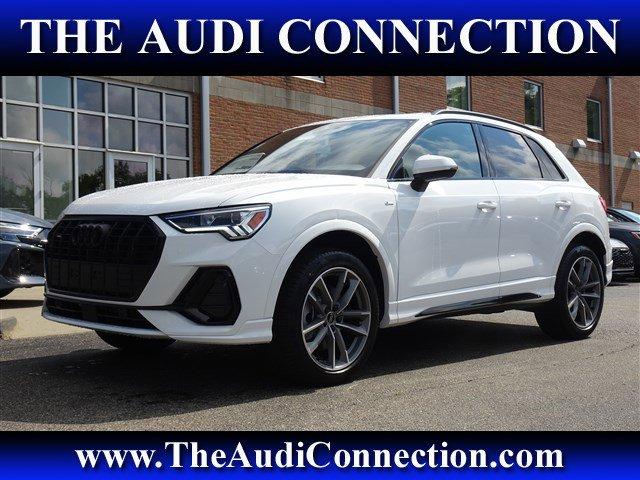 new 2025 Audi Q3 car, priced at $45,605