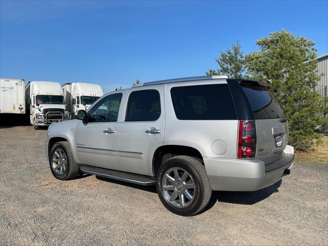 used 2011 GMC Yukon car, priced at $9,995