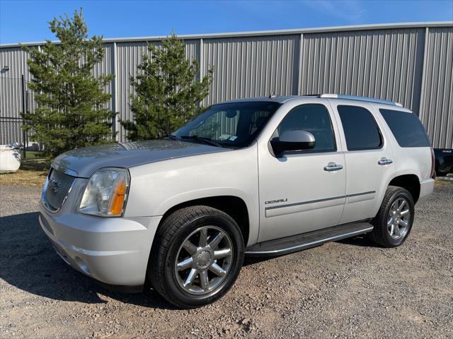 used 2011 GMC Yukon car, priced at $9,995