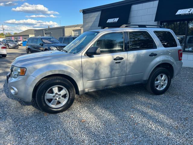 used 2009 Ford Escape car, priced at $5,795