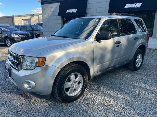 used 2009 Ford Escape car, priced at $5,795