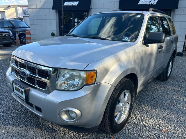 used 2009 Ford Escape car, priced at $5,795