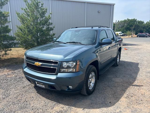 used 2011 Chevrolet Avalanche car, priced at $14,495