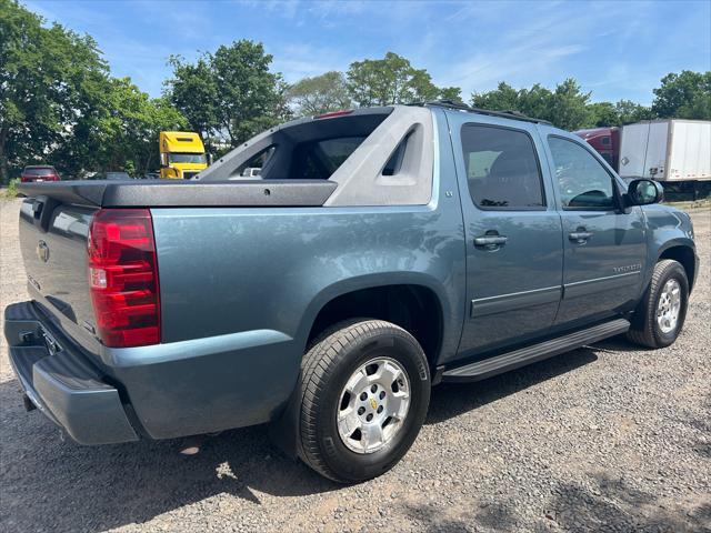 used 2011 Chevrolet Avalanche car, priced at $14,495