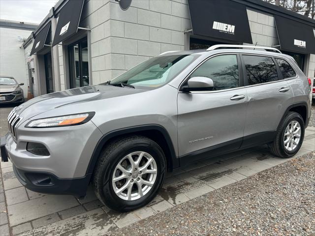 used 2016 Jeep Cherokee car, priced at $8,995