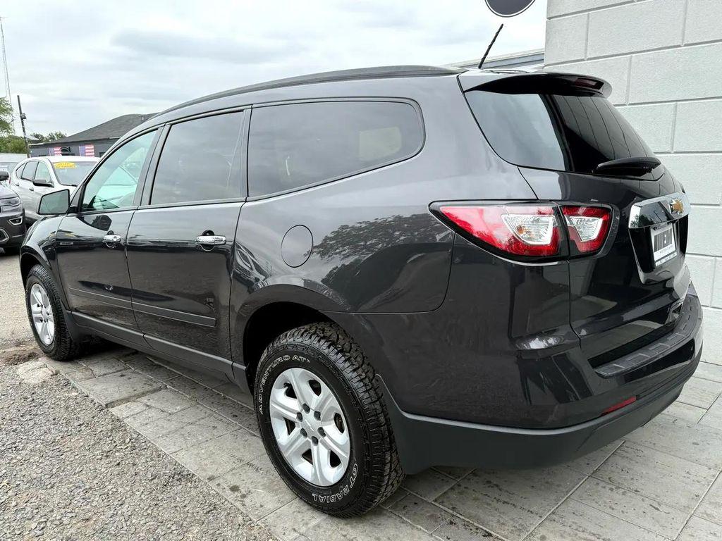 used 2015 Chevrolet Traverse car, priced at $9,995