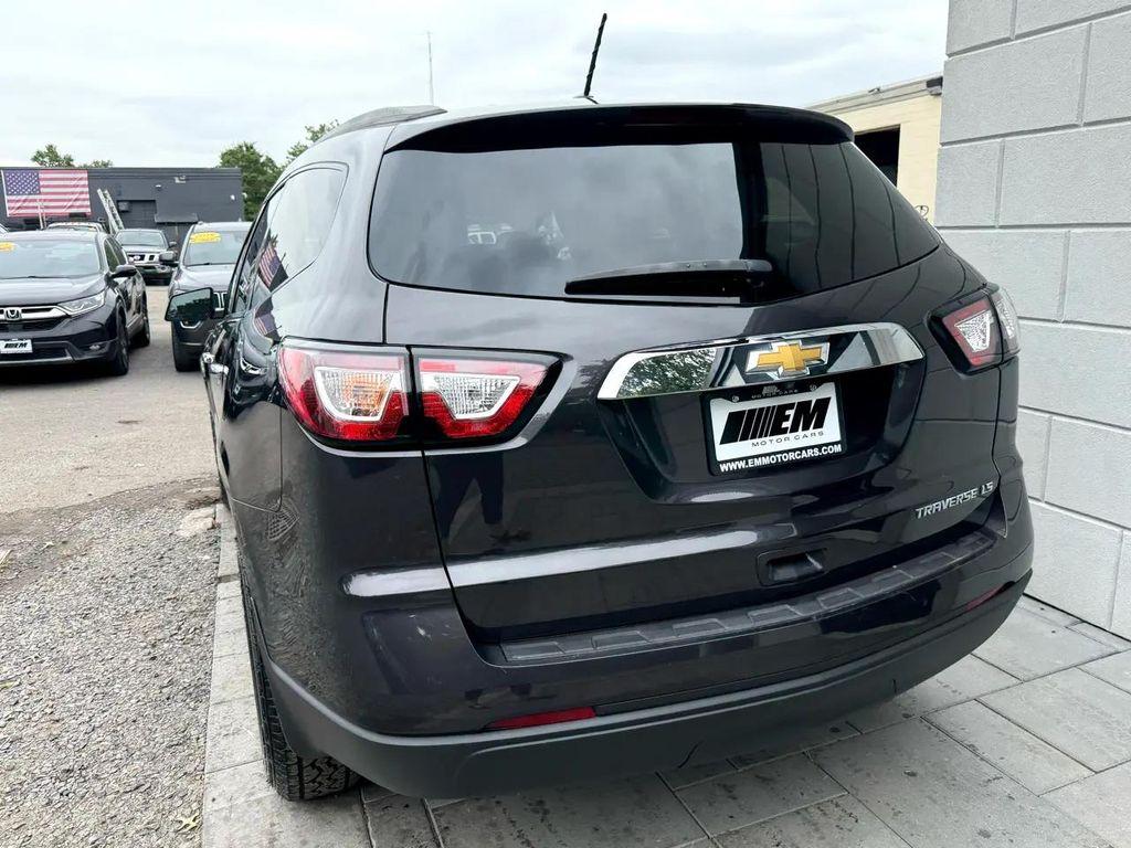 used 2015 Chevrolet Traverse car, priced at $9,995