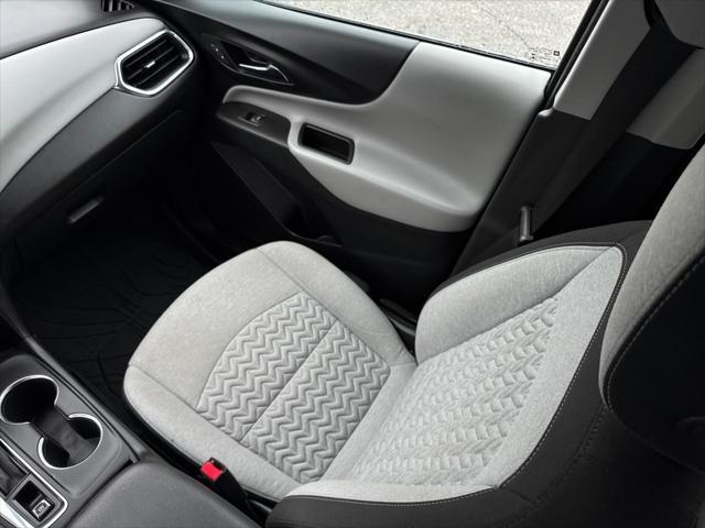 used 2023 Chevrolet Equinox car, priced at $24,618