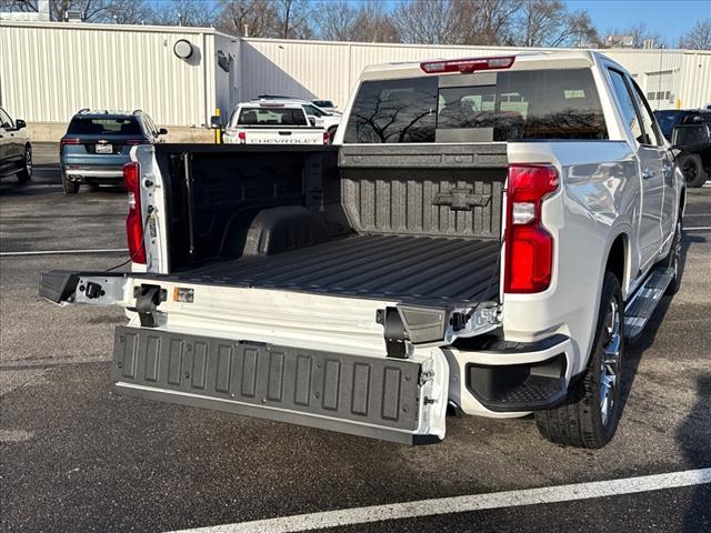 new 2025 Chevrolet Silverado 1500 car, priced at $76,210