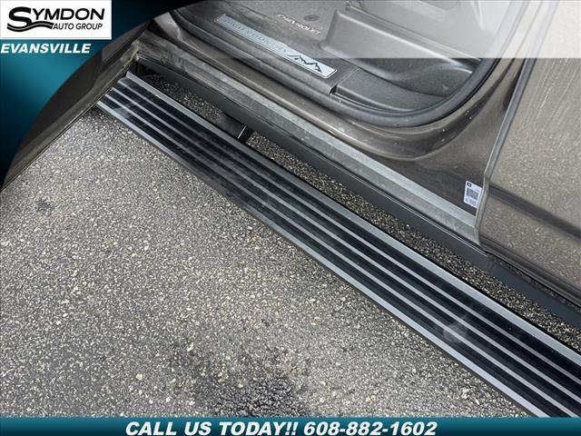 used 2021 Chevrolet Suburban car, priced at $55,987