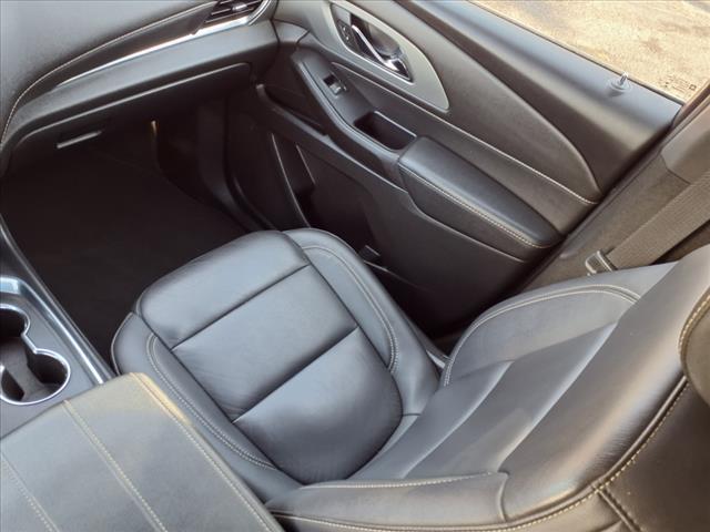 used 2022 Chevrolet Traverse car, priced at $30,586