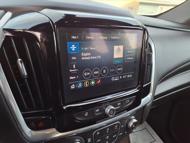 used 2022 Chevrolet Traverse car, priced at $30,586