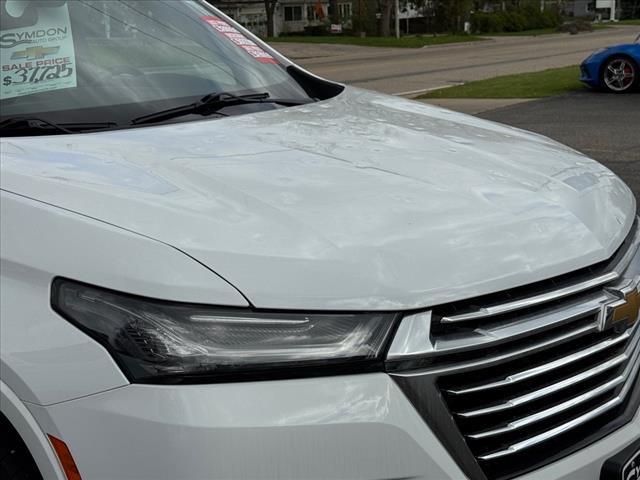 used 2023 Chevrolet Traverse car, priced at $30,725