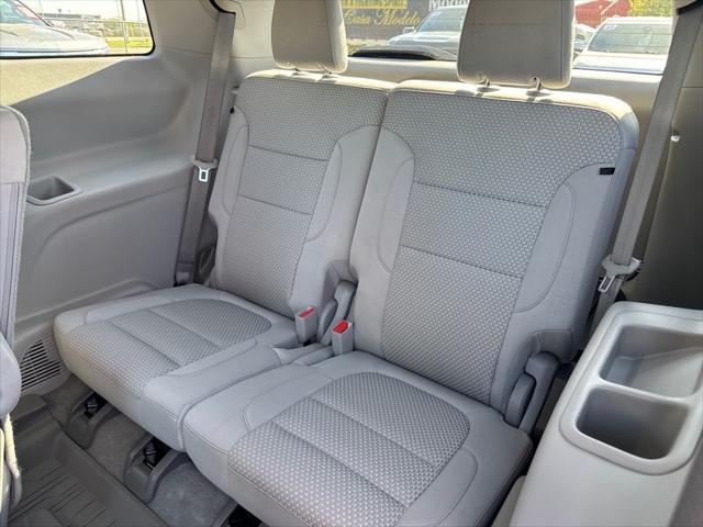 used 2023 GMC Acadia car, priced at $35,953