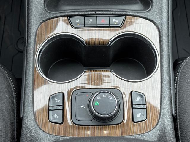 used 2023 GMC Acadia car, priced at $35,929