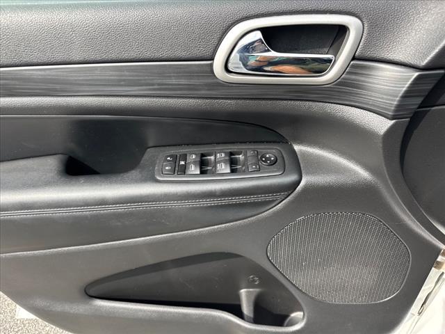 used 2020 Jeep Grand Cherokee car, priced at $24,538