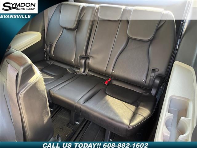 used 2022 Kia Carnival car, priced at $28,848