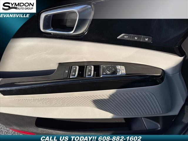 used 2022 Kia Carnival car, priced at $28,848