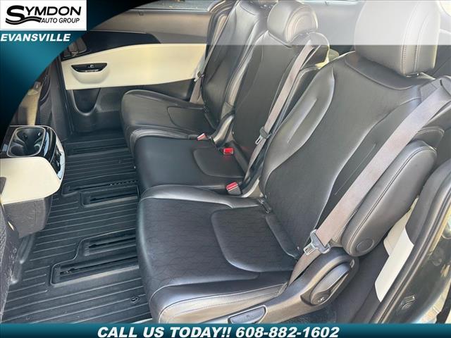 used 2022 Kia Carnival car, priced at $28,848
