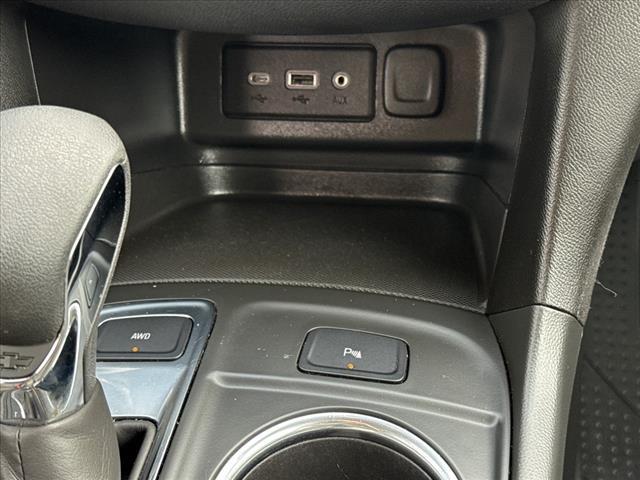used 2023 Chevrolet Equinox car, priced at $26,959