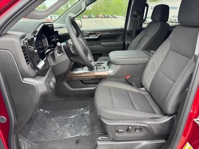 new 2025 Chevrolet Silverado 1500 car, priced at $52,015