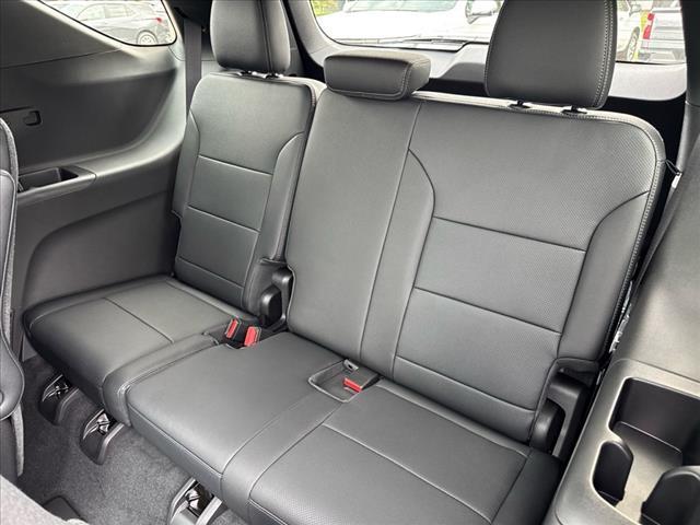 new 2025 Chevrolet Traverse car, priced at $59,045
