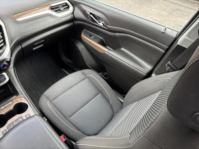 used 2023 GMC Acadia car, priced at $33,954