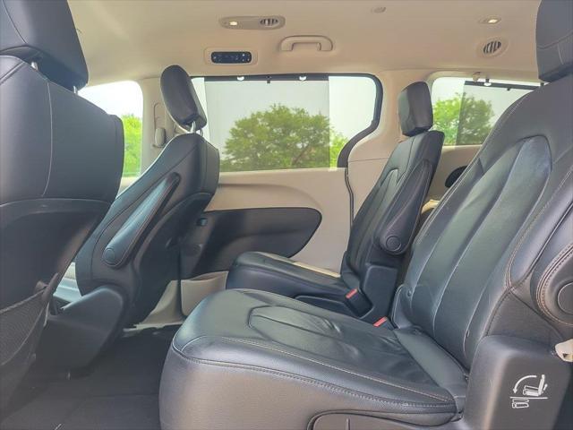 used 2017 Chrysler Pacifica car, priced at $15,698