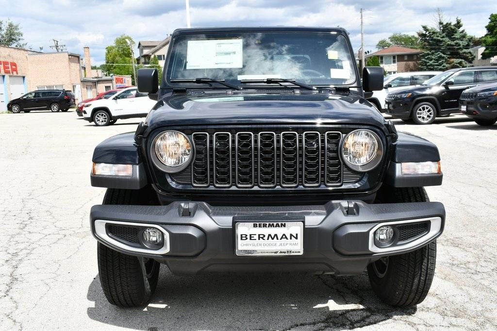 new 2024 Jeep Gladiator car, priced at $45,220
