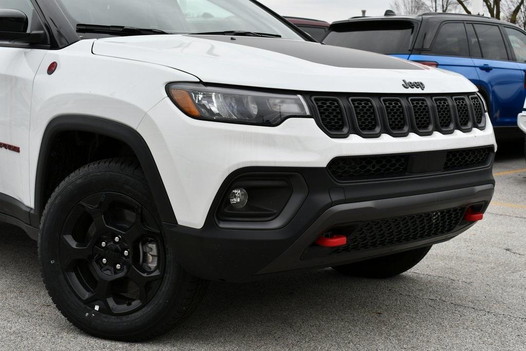 new 2024 Jeep Compass car, priced at $33,386