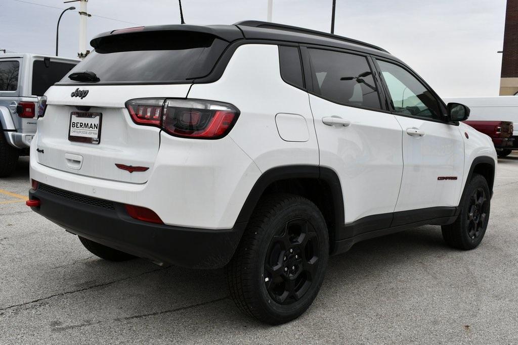 new 2024 Jeep Compass car, priced at $33,386