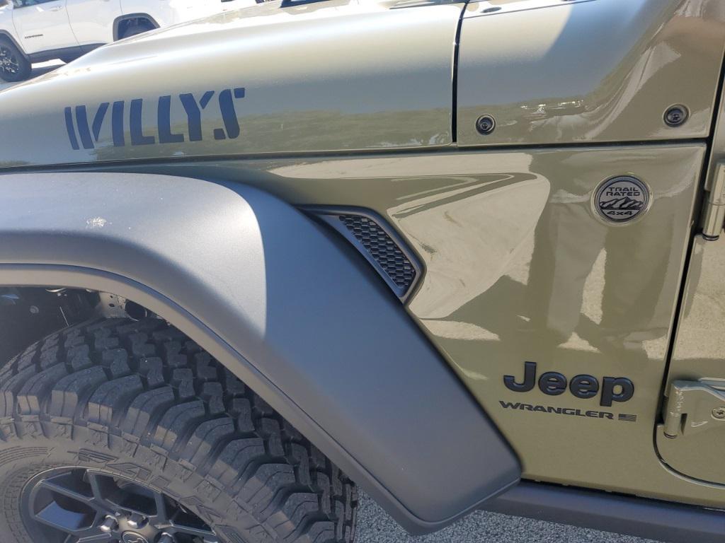 new 2025 Jeep Wrangler car, priced at $52,112