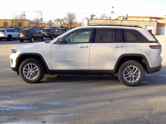 new 2025 Jeep Grand Cherokee car, priced at $34,922