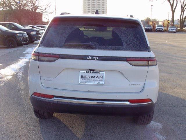 new 2025 Jeep Grand Cherokee car, priced at $34,922