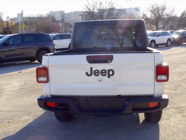 used 2022 Jeep Gladiator car, priced at $31,800