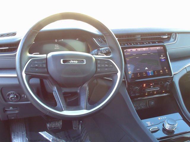 used 2022 Jeep Grand Cherokee car, priced at $32,774